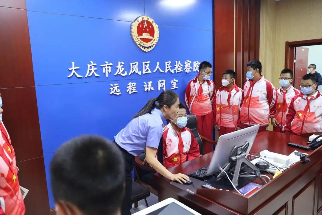 欲钱看马槽边上的苍蝇代表什么生肖全面释义、深度解答解释落实