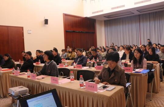 欲钱看马槽边上的苍蝇代表什么生肖全面释义、深度解答解释落实